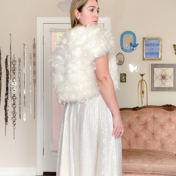 ☁️ Light as a Feather ☁️ - Picture 3 of 4